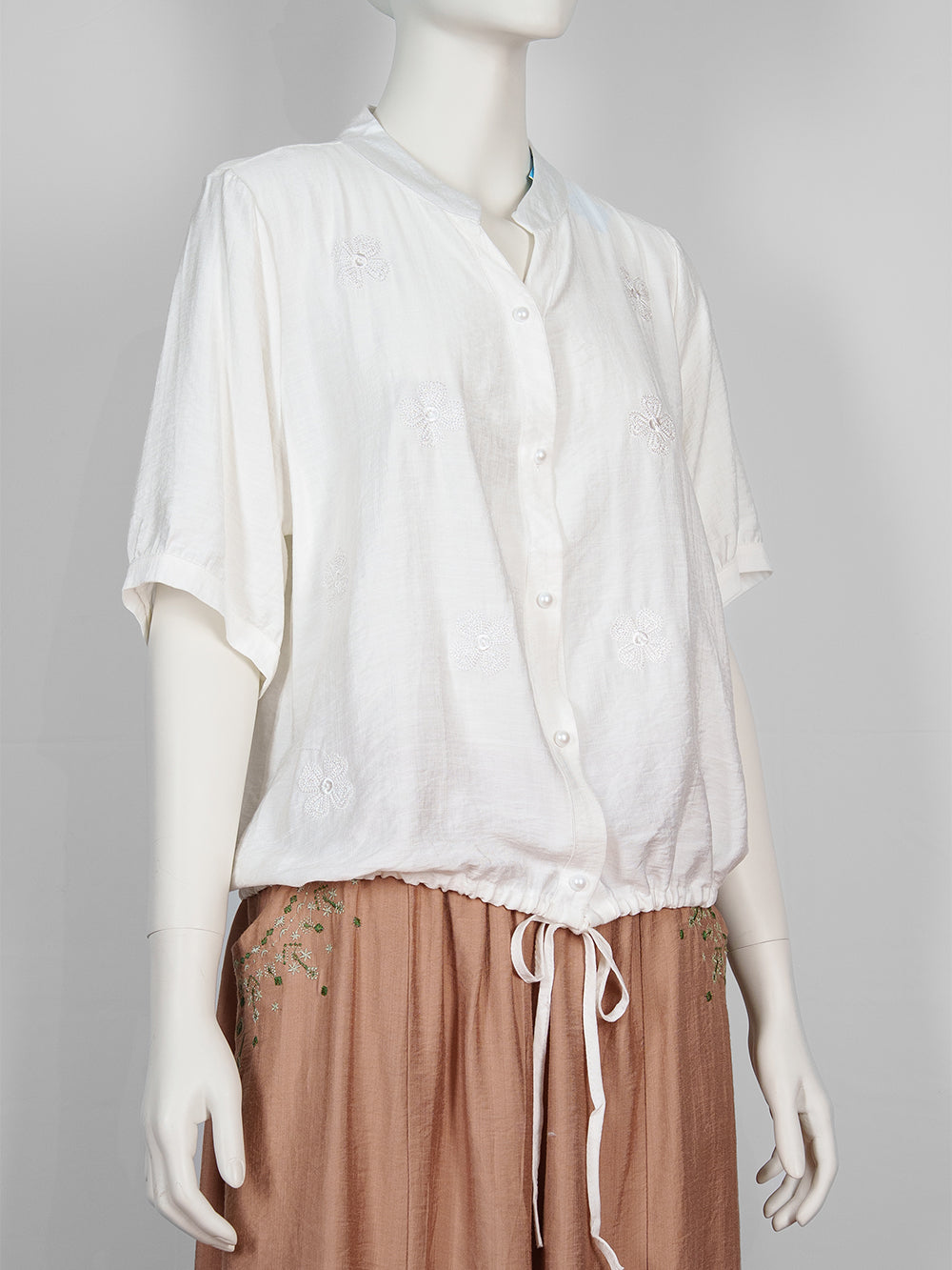 Bloom Dot Embroidered Blouse