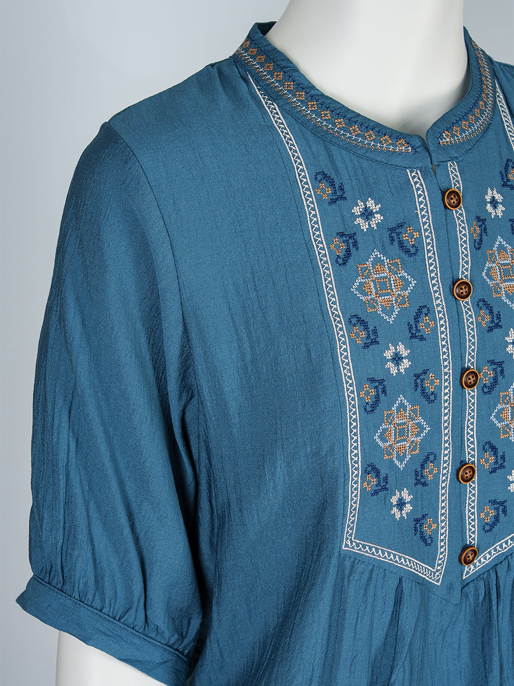 Folk Motif Embroidered Blouse