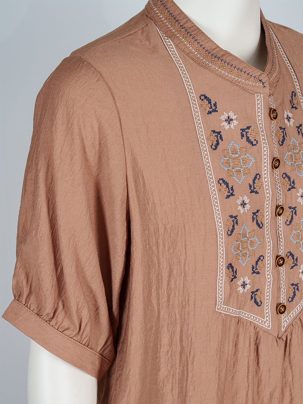 Folk Motif Embroidered Blouse