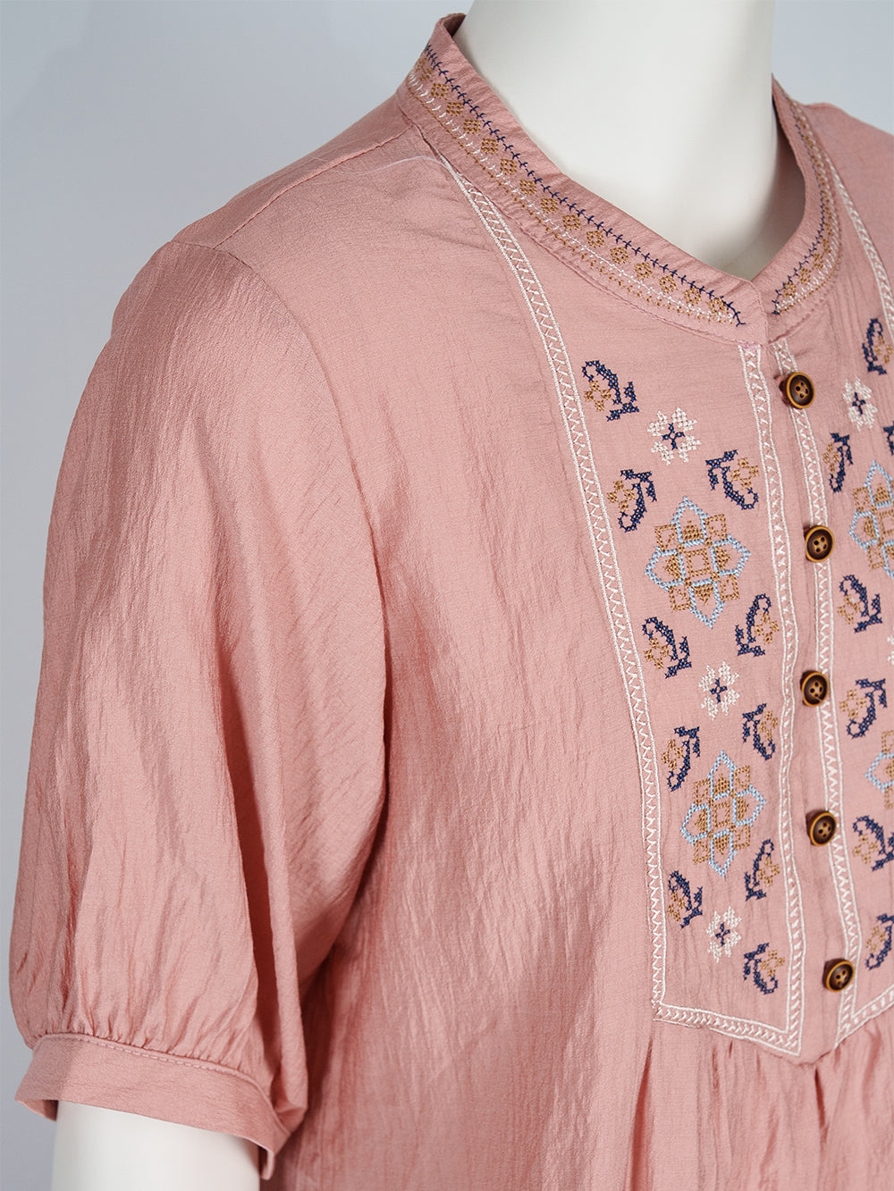 Folk Motif Embroidered Blouse