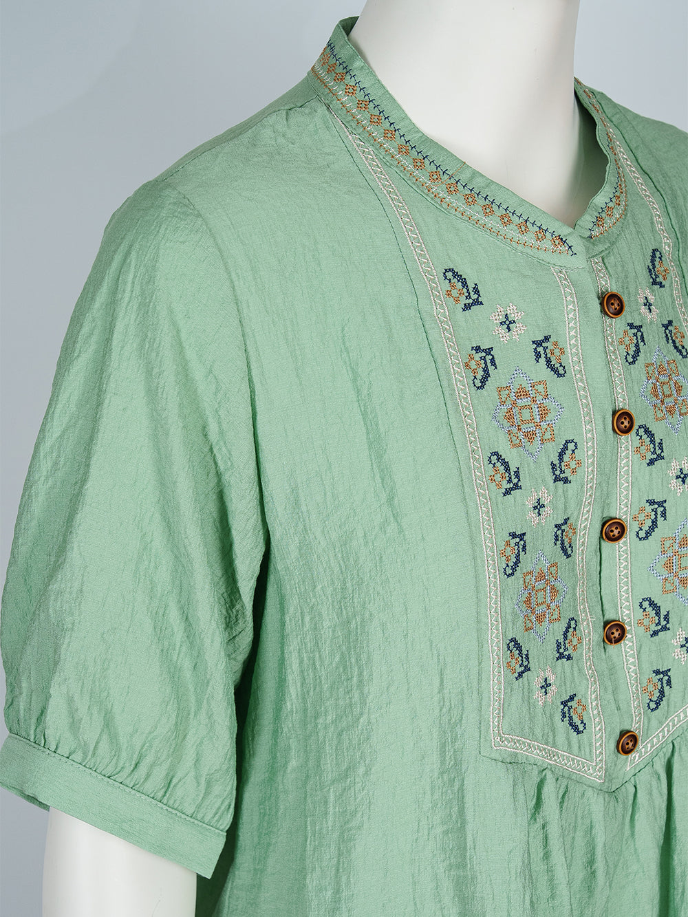 Folk Motif Embroidered Blouse