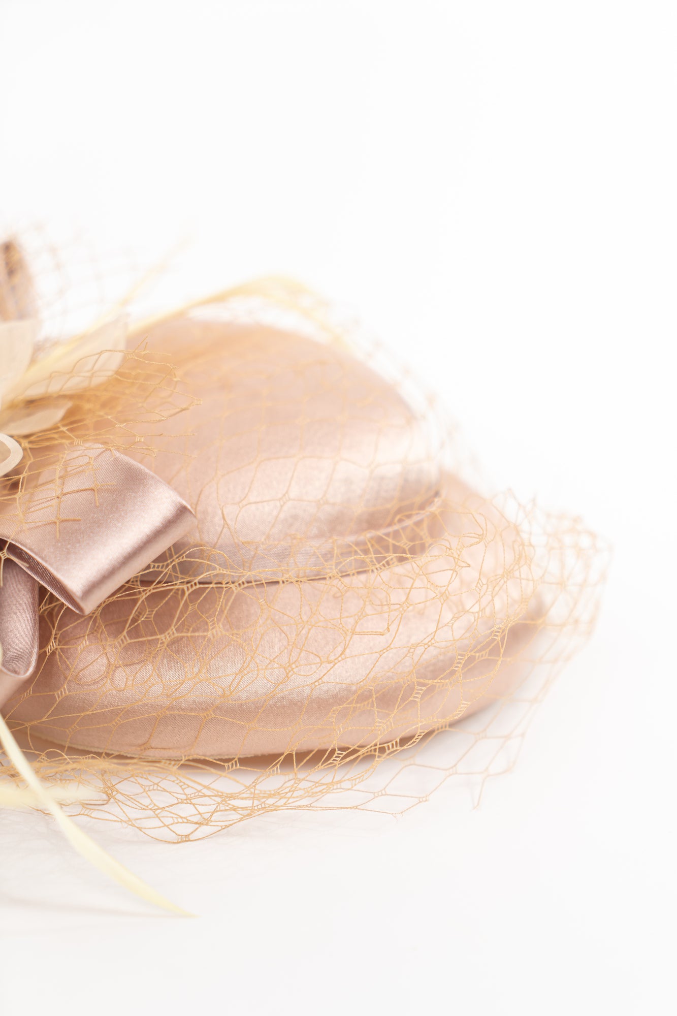 Delicate Pearls & Feathers Hat