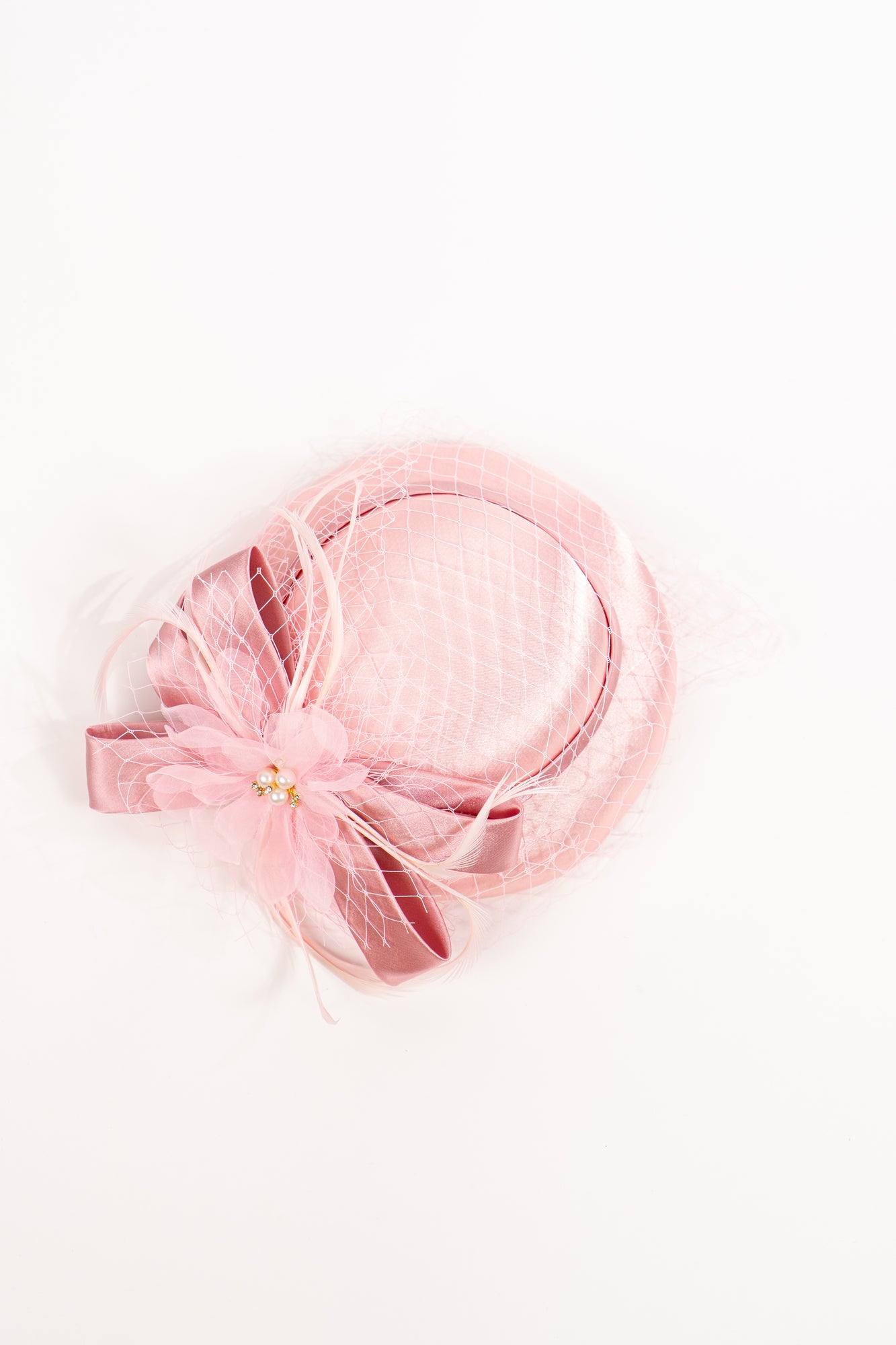 Delicate Pearls & Feathers Hat