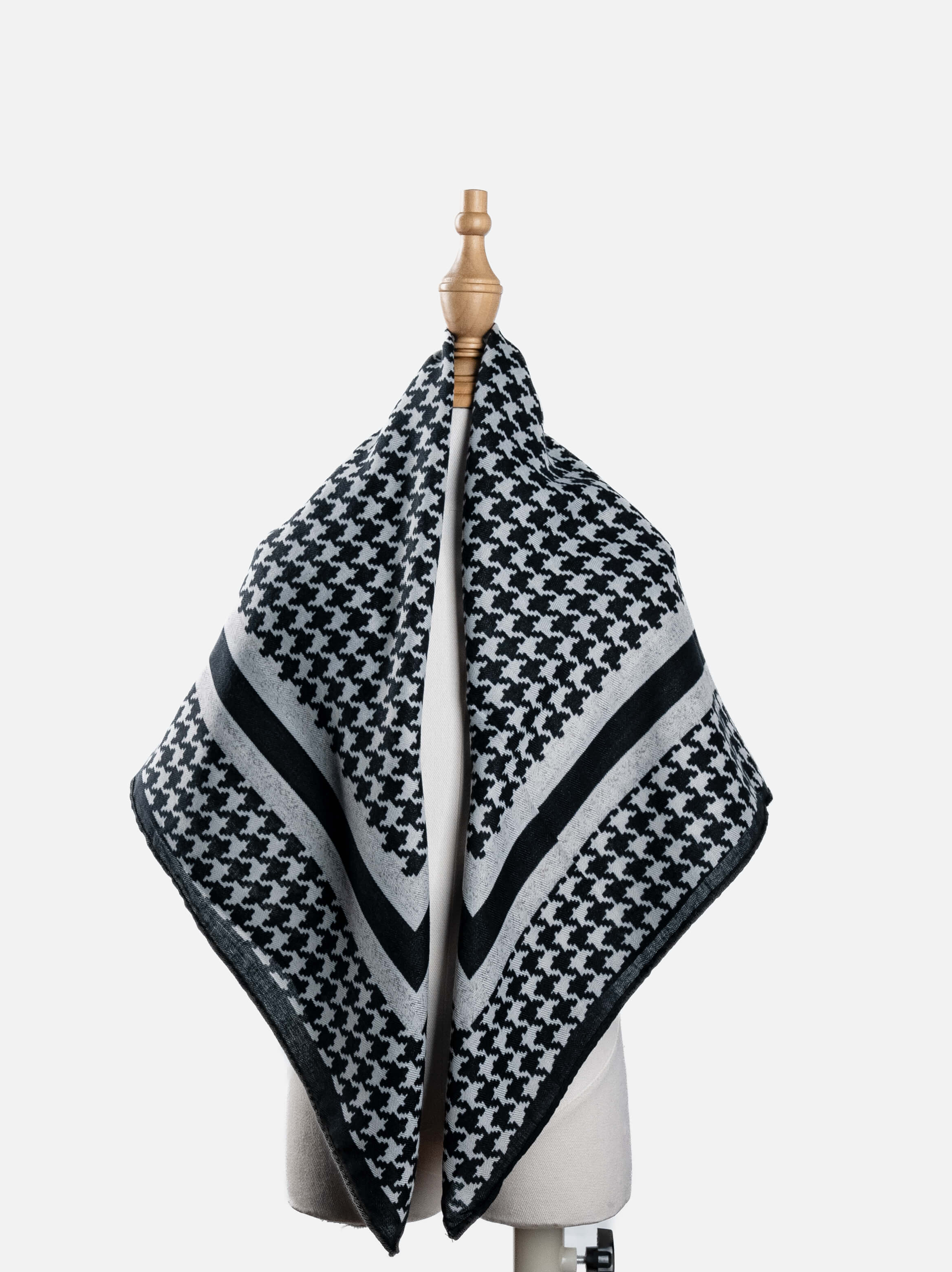 Houndstooth Border Weave Scarf