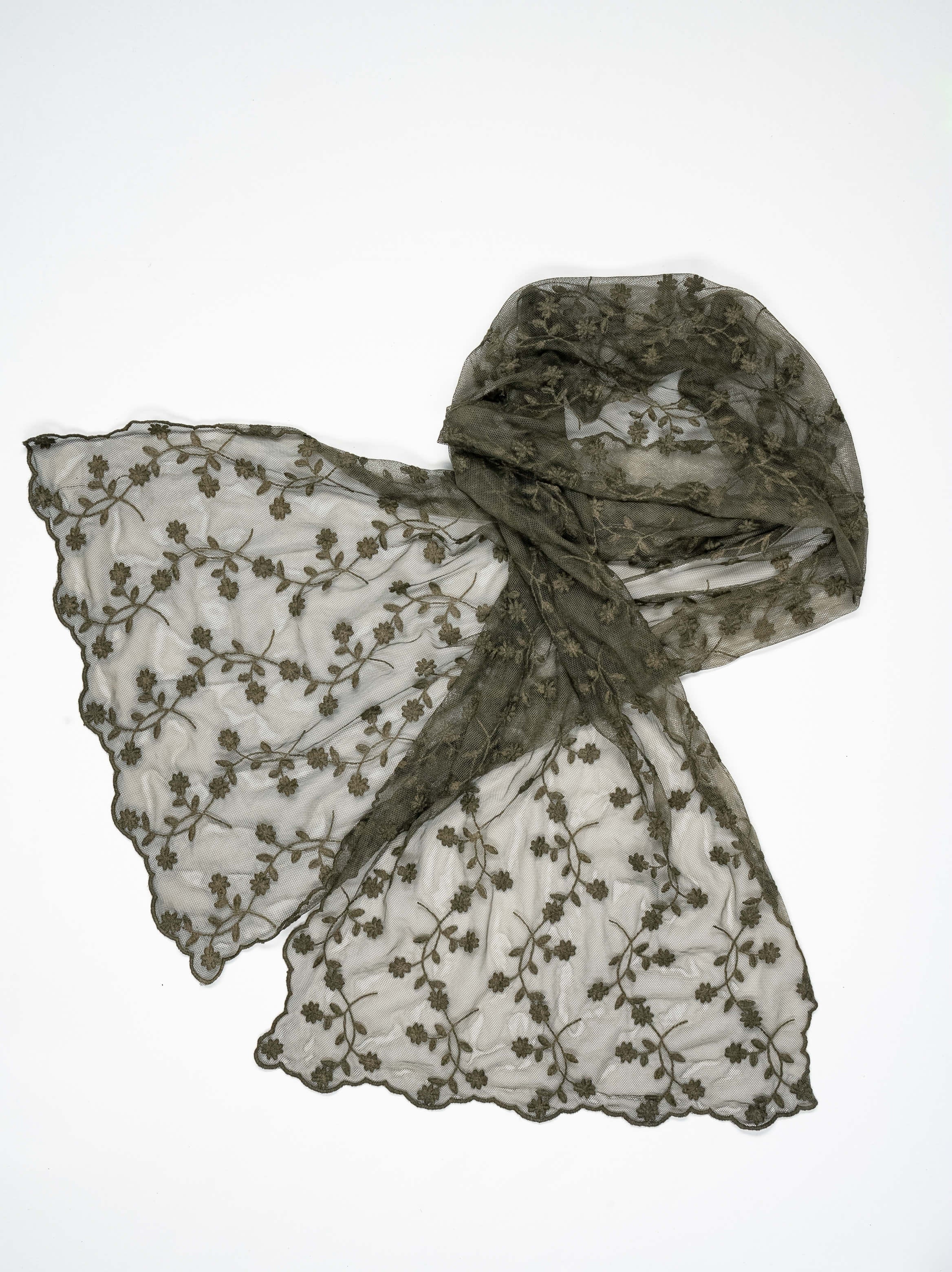 Olive Vine Cluster Lace Scarf Panel