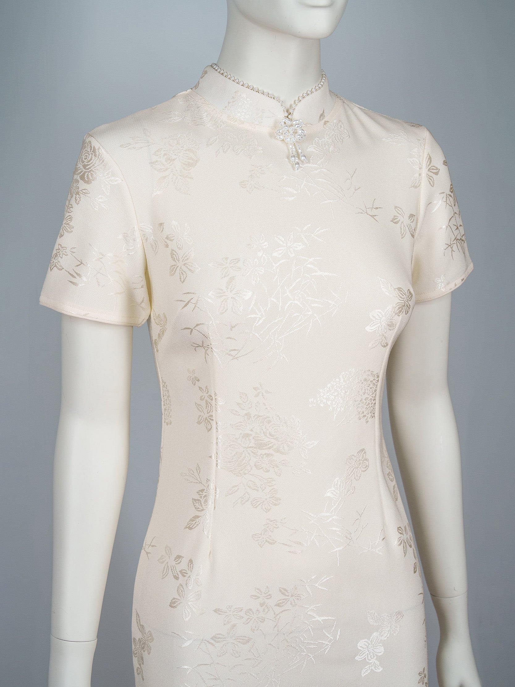 Pearl Trim Brocade Cheongsam Set with Beaded Cape