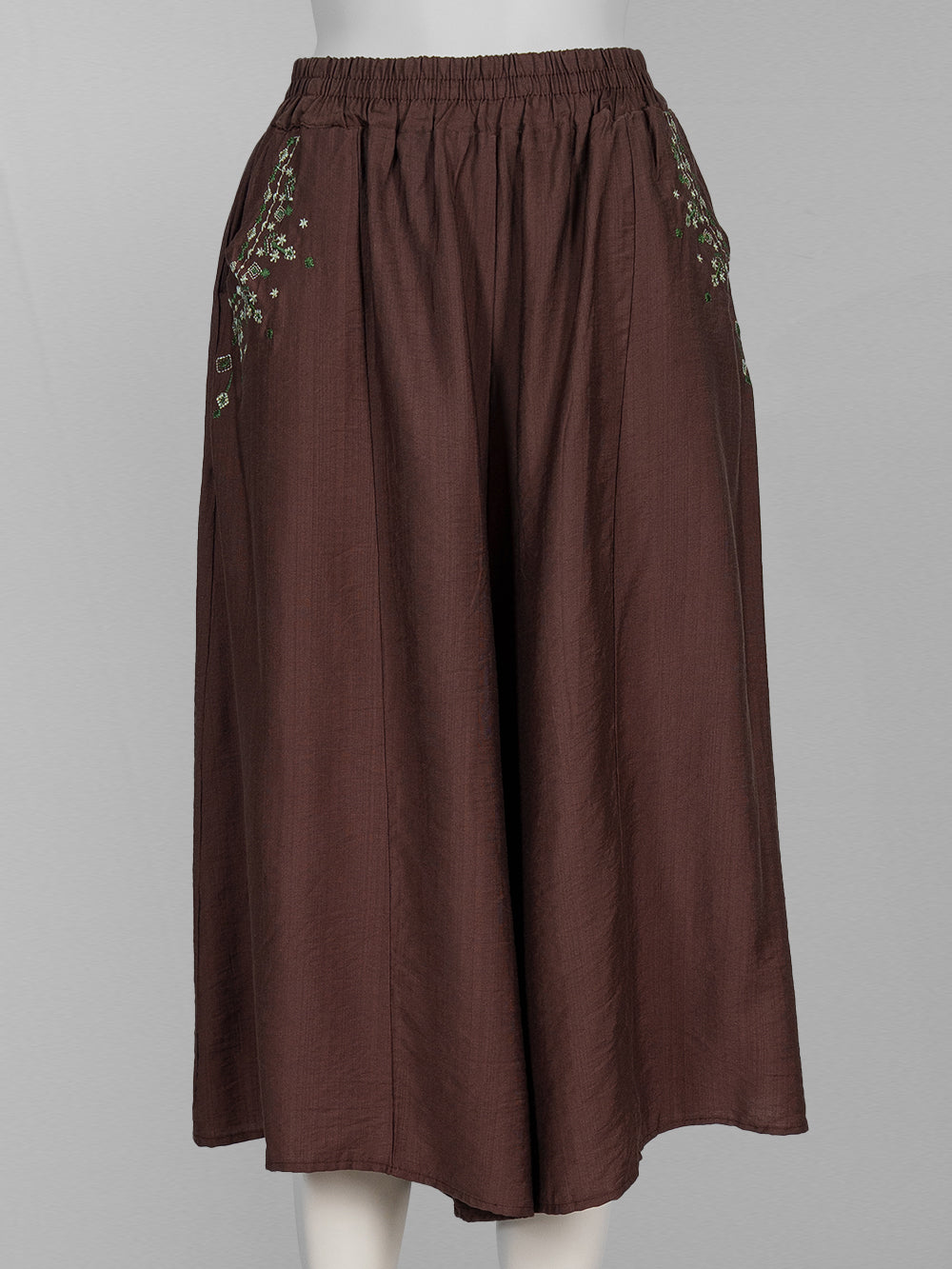 Embroidered Pocket Wide-Leg Pants