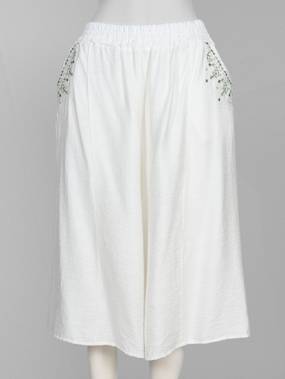 Embroidered Pocket Wide-Leg Pants