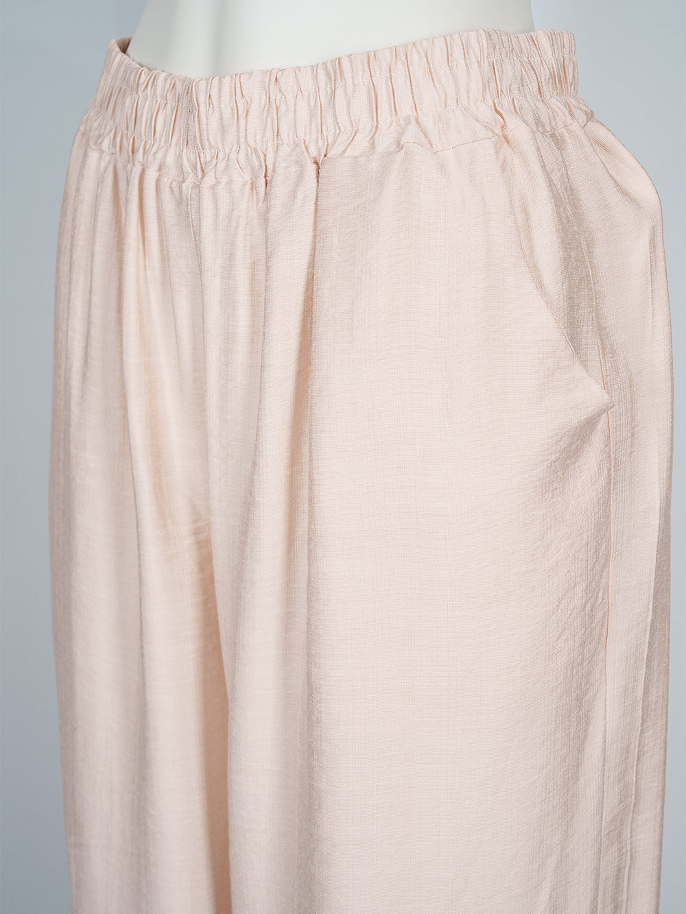 Floral Embroidered Cropped Pants