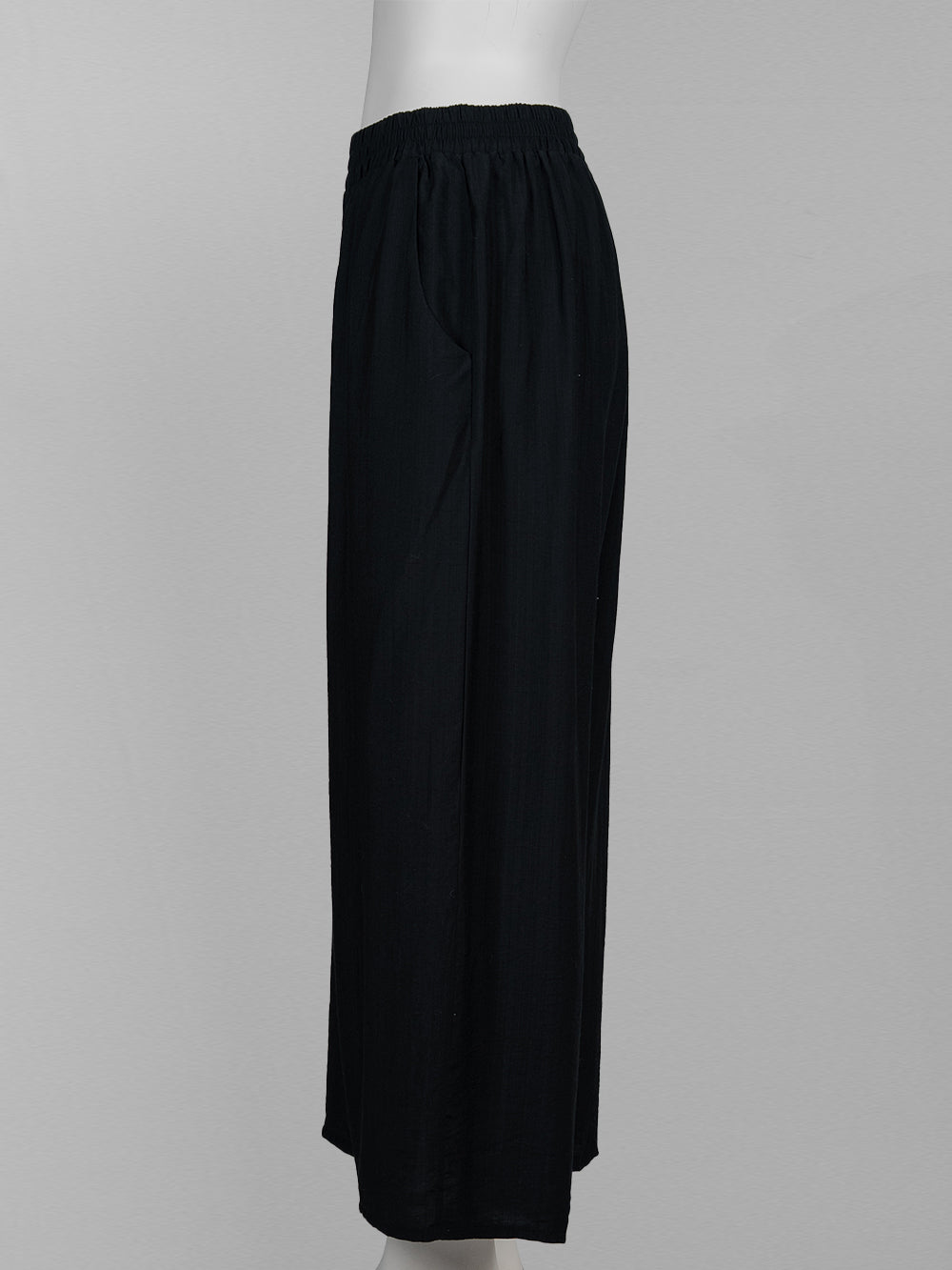 Classic Relaxed Wide-Leg Pants