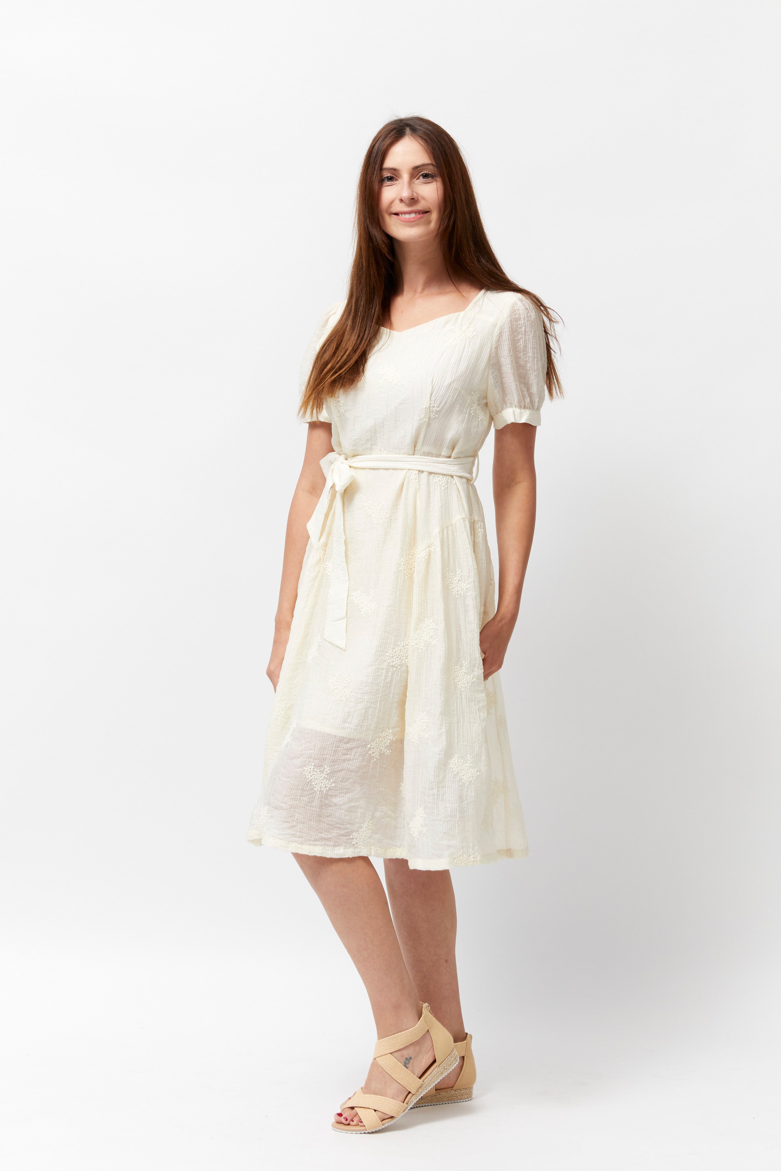 Women's Crinkle Dobby Dress (Cream)
