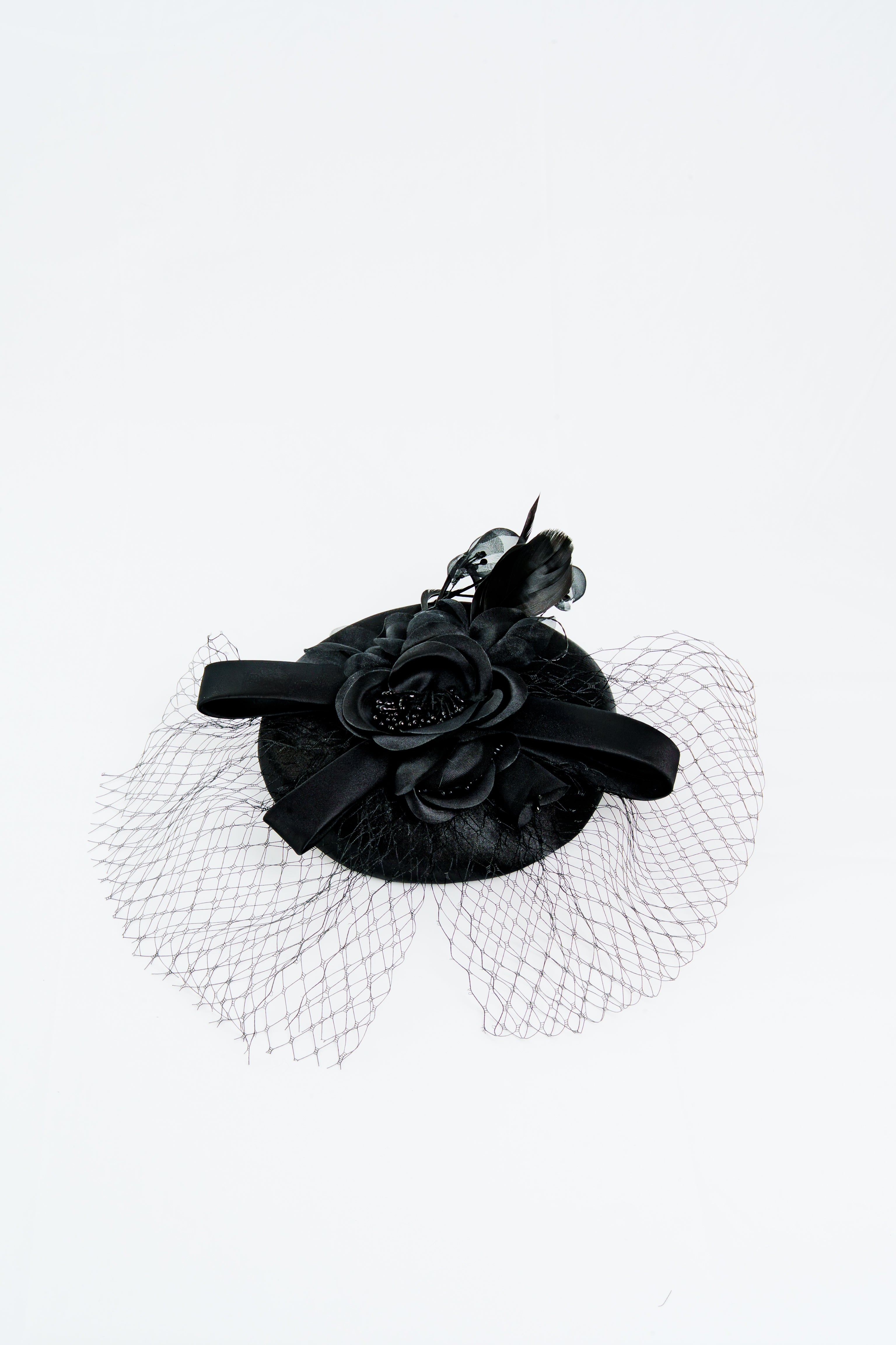 Ribbon & Feathers Fascinator Hat