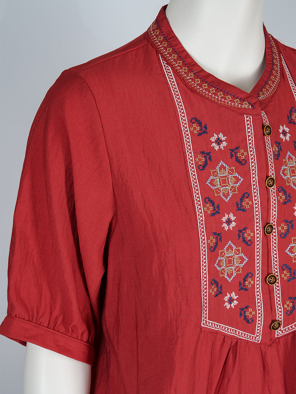 Folk Motif Embroidered Blouse