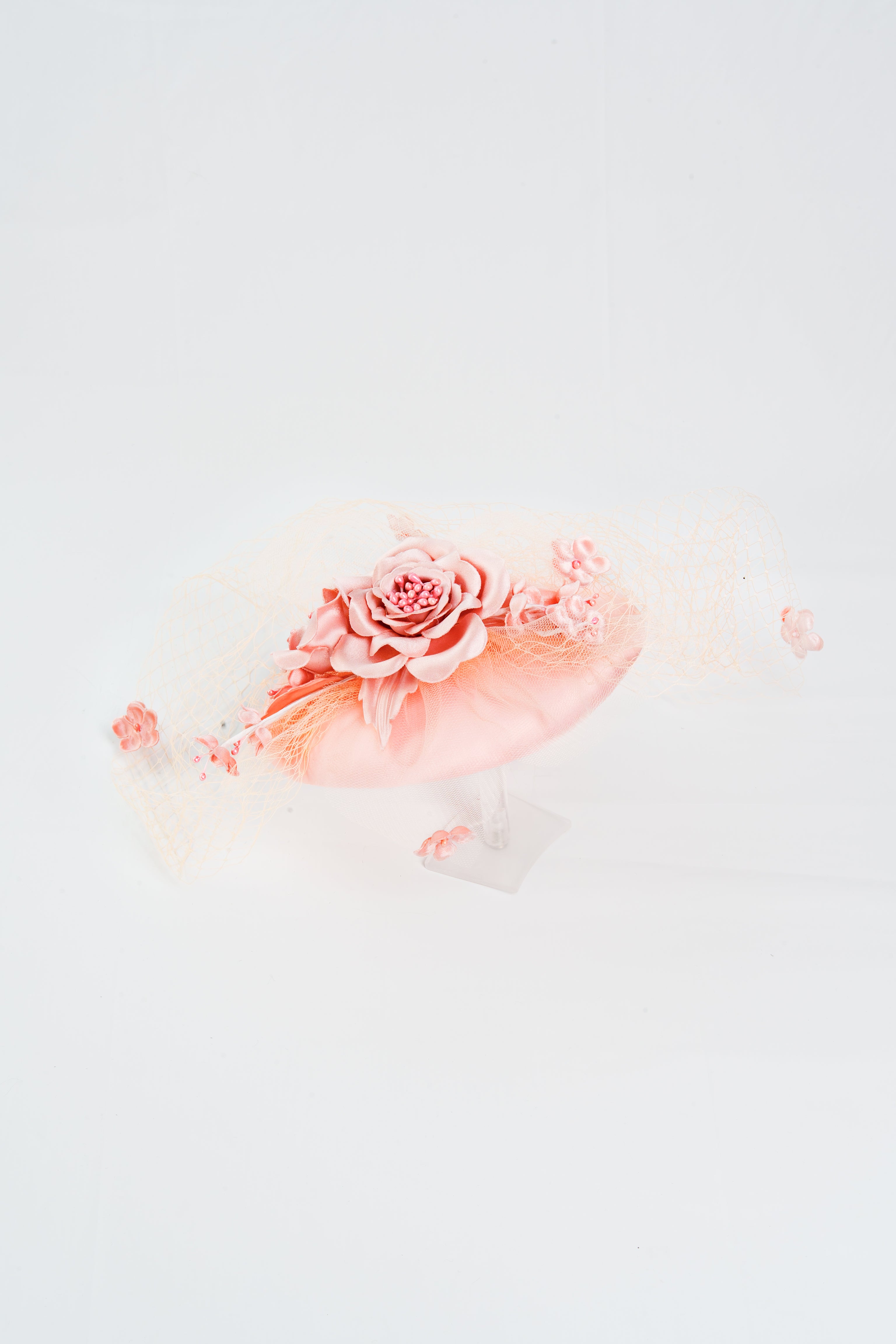 Elegant Floral Fascinator Hat