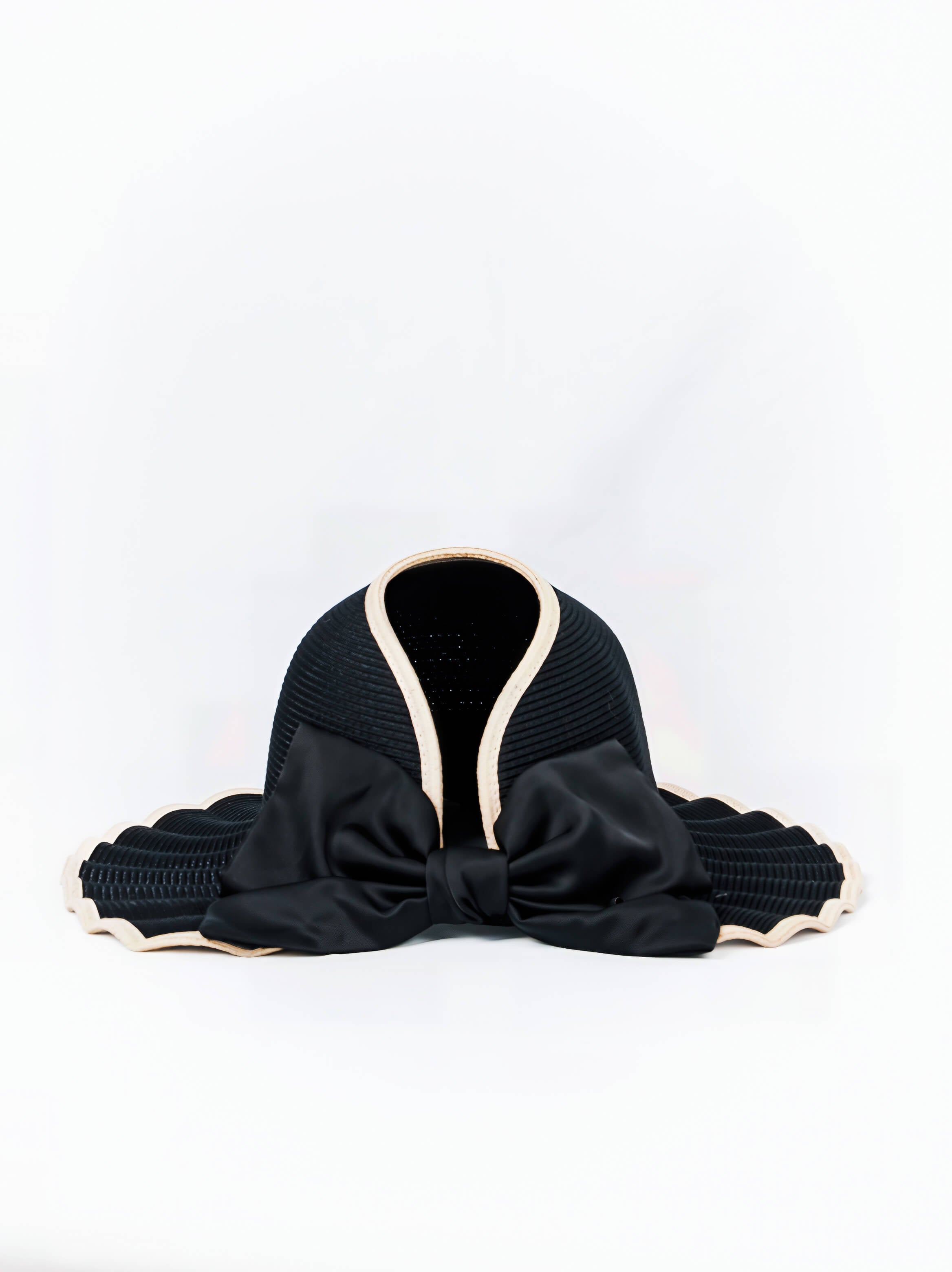 Scalloped Wide Brim Sun Hat with Satin Bow