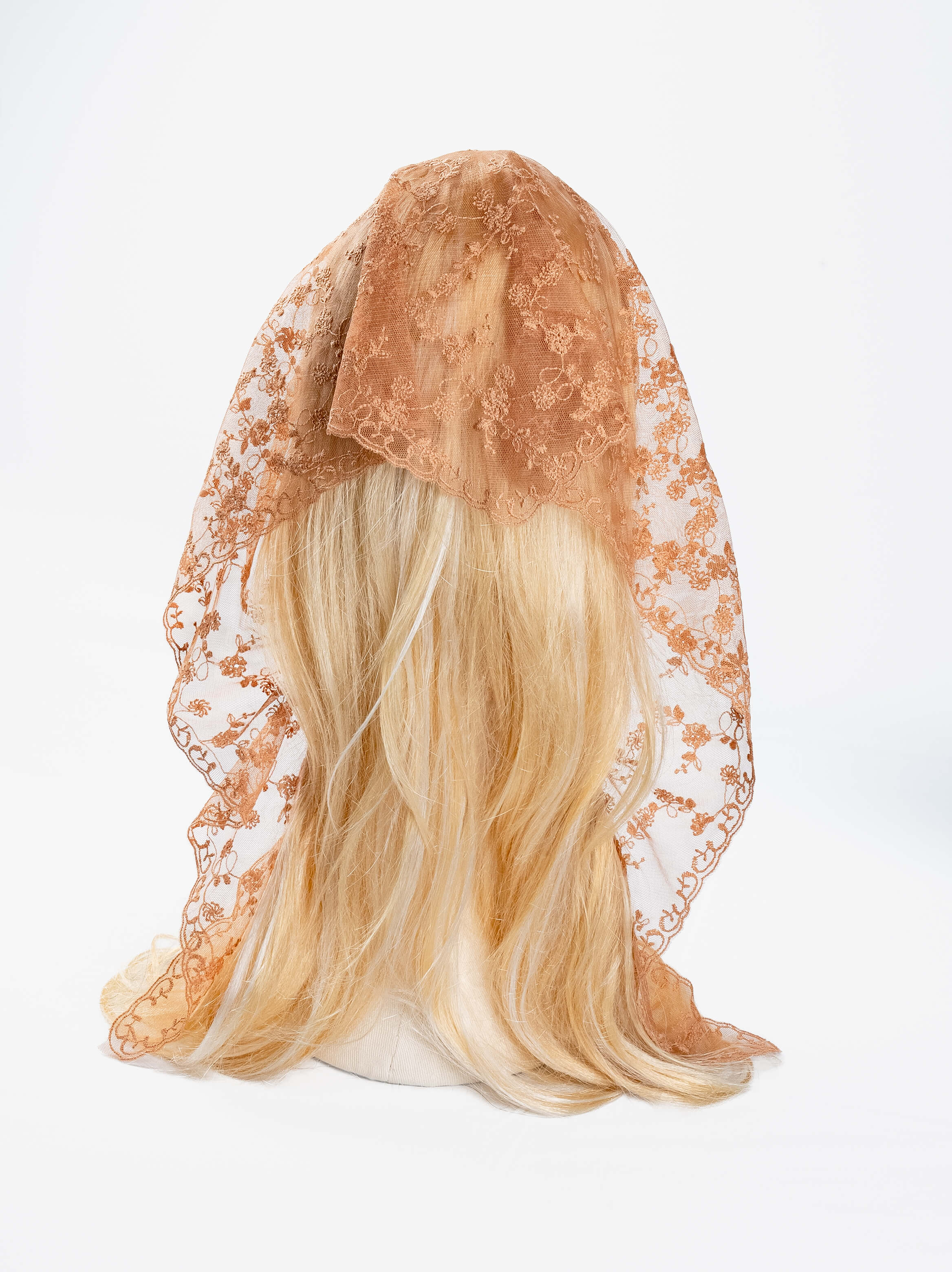 Chrysanthemum Vine Triangle Lace Veil Scarf