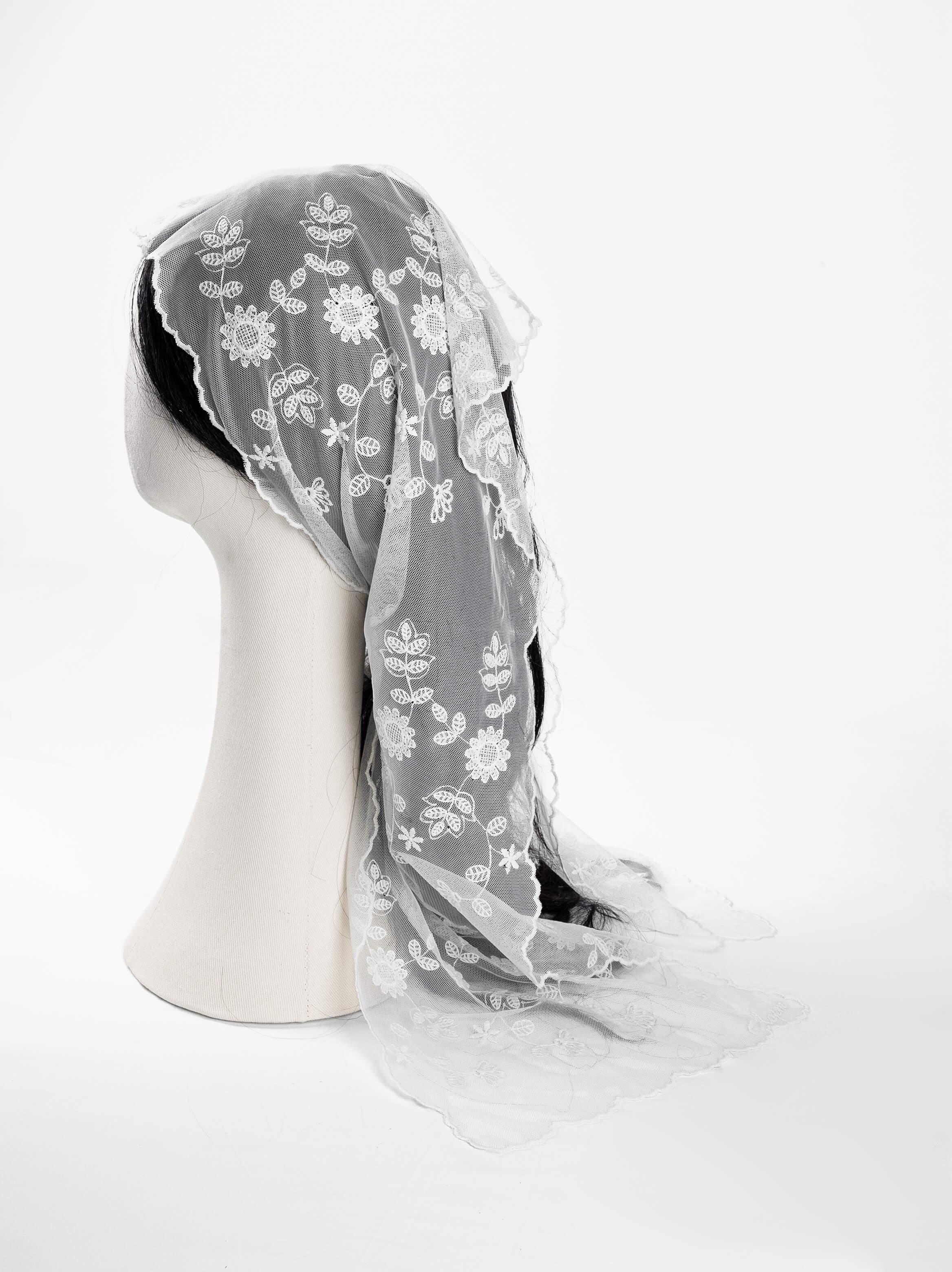 Leaf Bloom Lace Veil Scarf