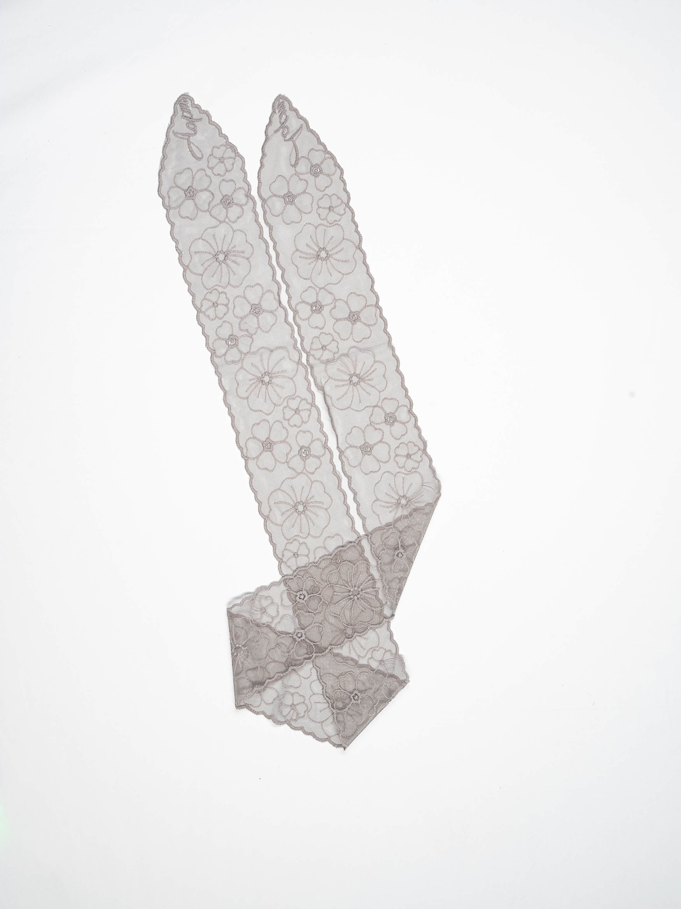 Scallop Petal Lace Veil Scarf