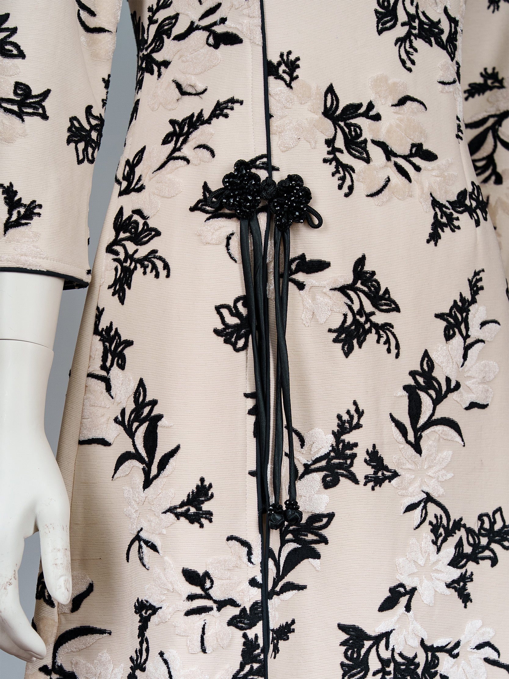 Women’s White Pine Embroidered Cheongsam