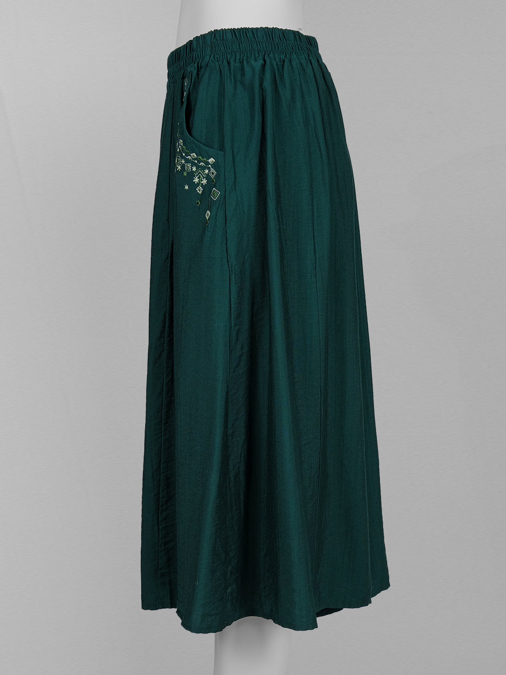 Embroidered Pocket Wide-Leg Pants