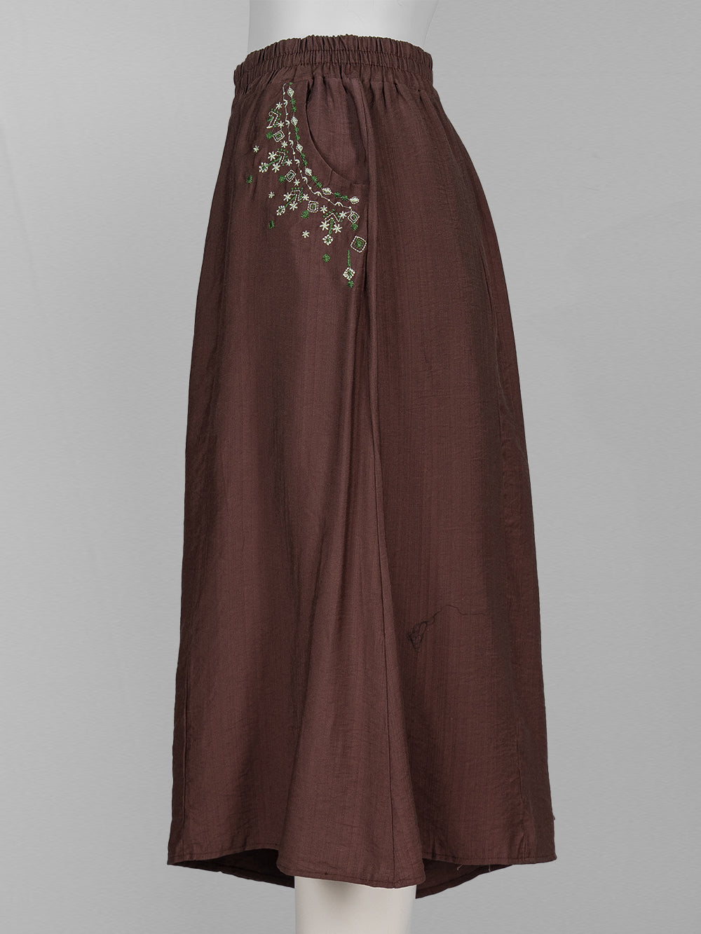 Embroidered Pocket Wide-Leg Pants