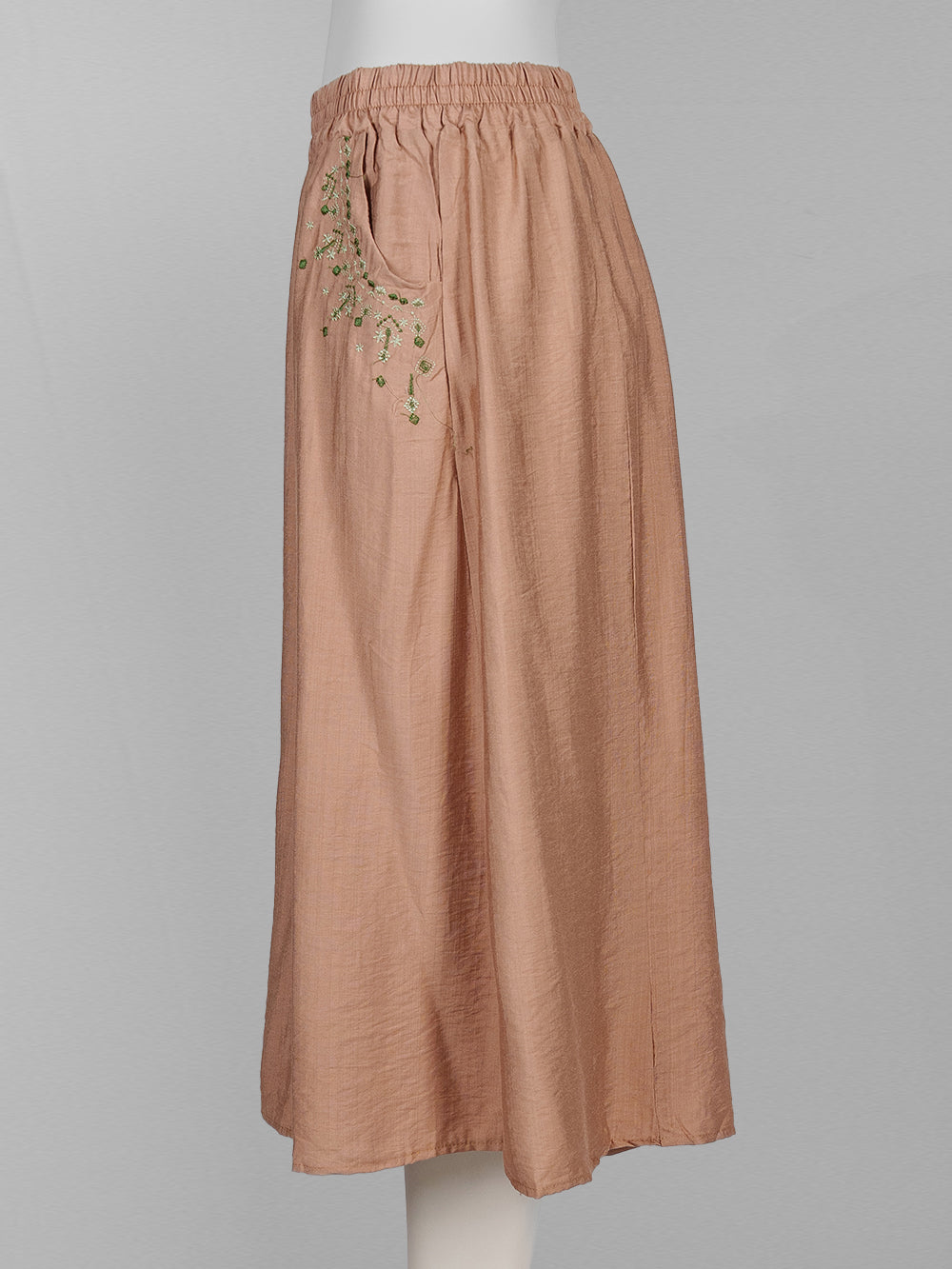 Embroidered Pocket Wide-Leg Pants