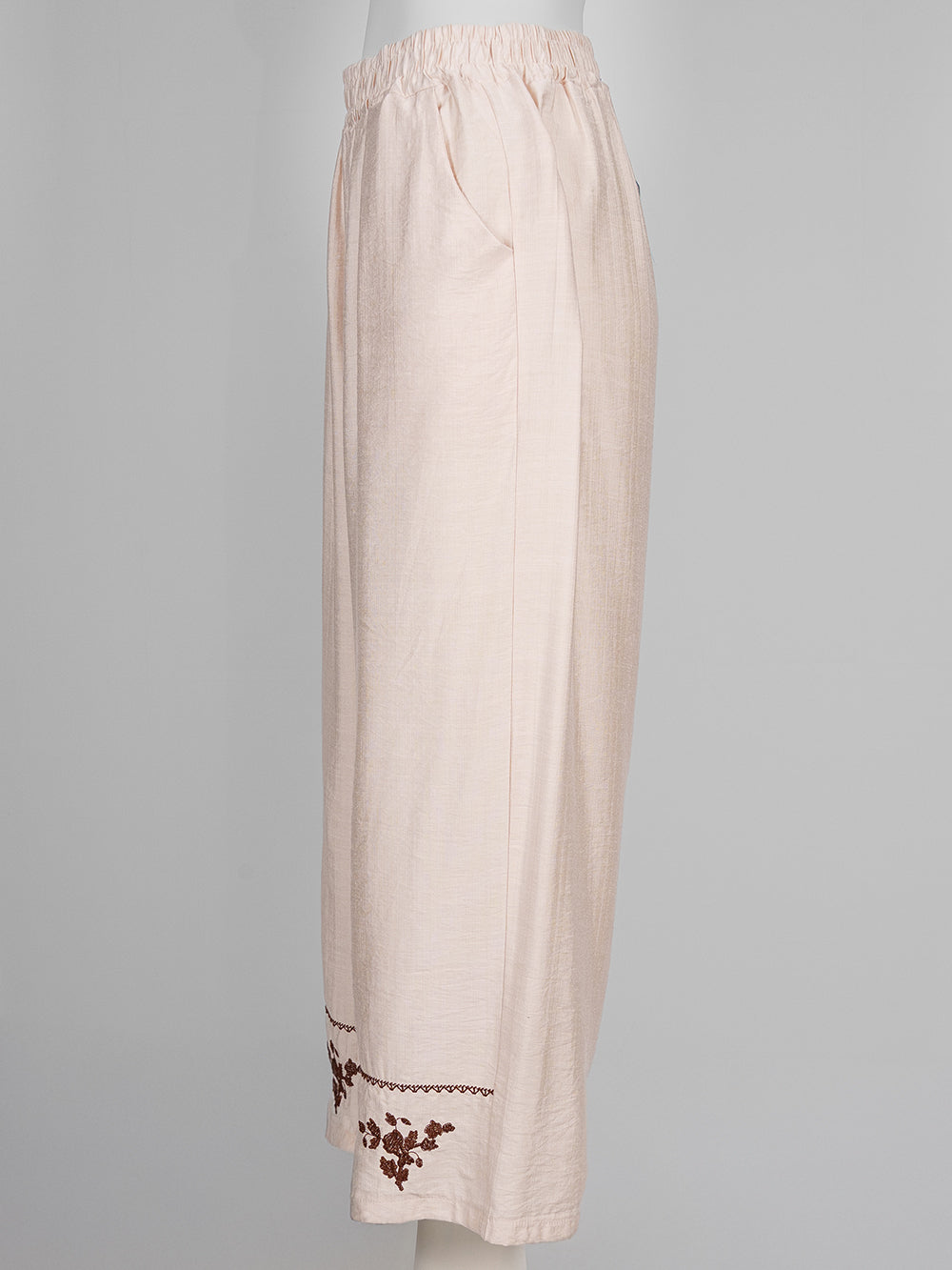 Floral Embroidered Cropped Pants