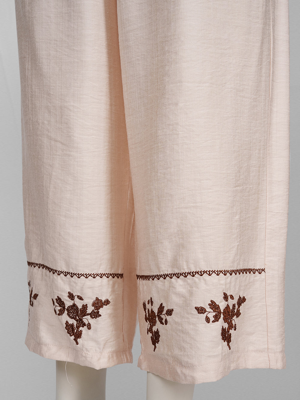 Floral Embroidered Cropped Pants