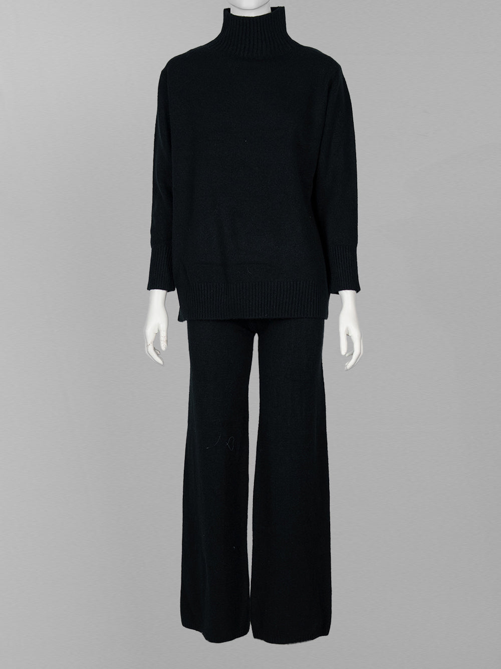 Casie Knitted Warm Outfit